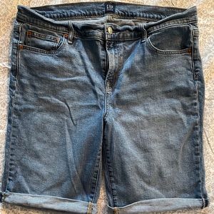 Gap Bermuda Jean shorts